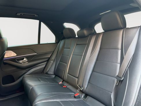 Used 2020 Mercedes-Benz GLE 350 w/ AMG Line Exterior image 26
