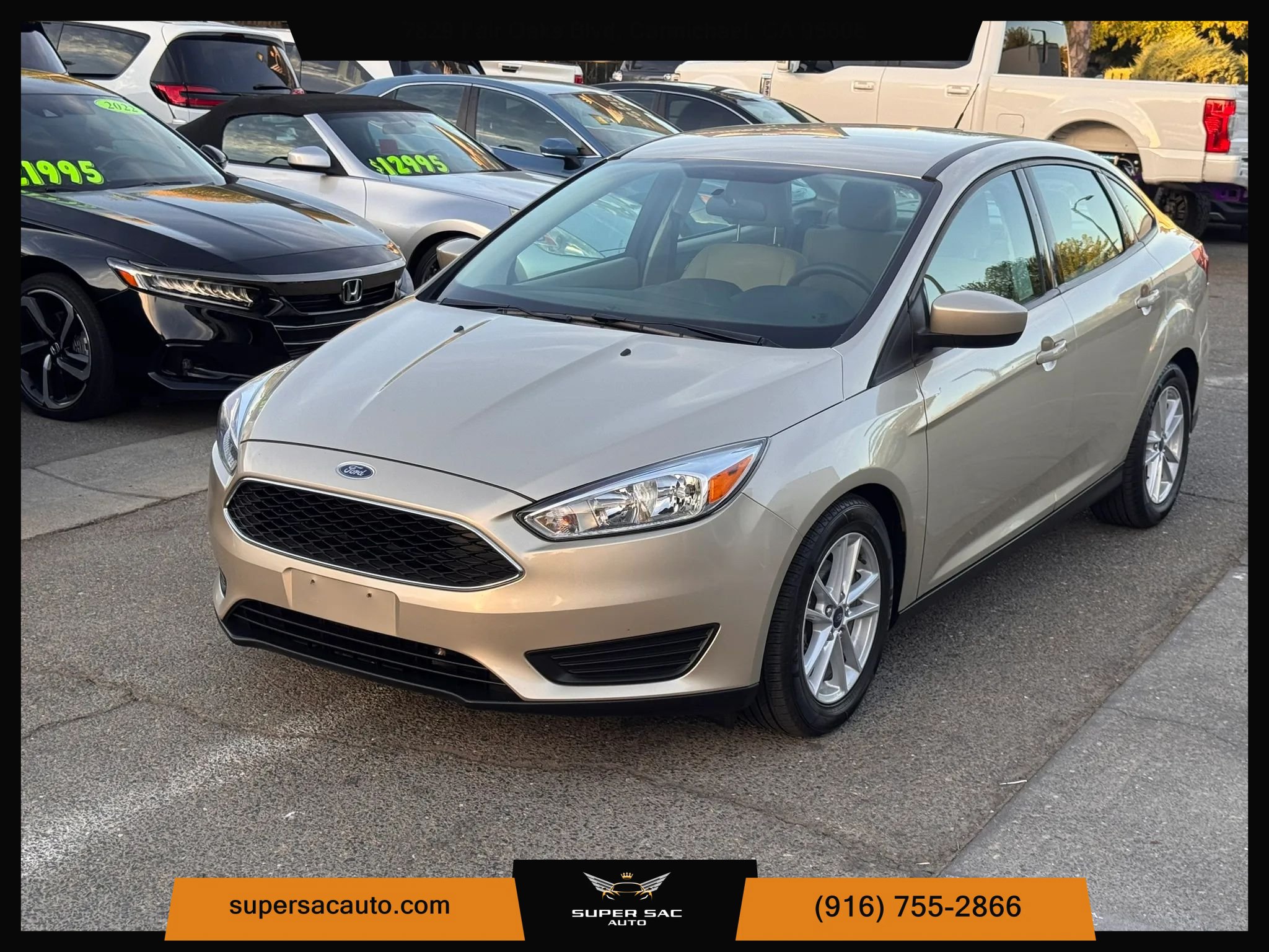 Used 2018 Ford Focus SE FWD image 1