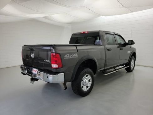 Used 2017 RAM 2500 Tradesman w/ Chrome Appearance Group AWD/4WD image 5