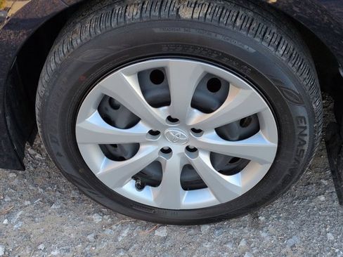 Used 2023 Toyota Corolla LE image 8