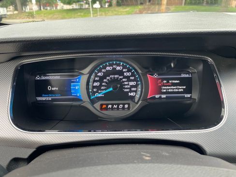 Used 2016 Ford Taurus SHO w/ Equipment Group 401A AWD/4WD image 21