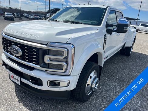 New 2026 Ford F450 Platinum w/ Platinum Plus Package AWD/4WD image 6