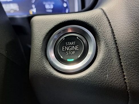 Used 2024 Chevrolet Suburban LT AWD/4WD image 13