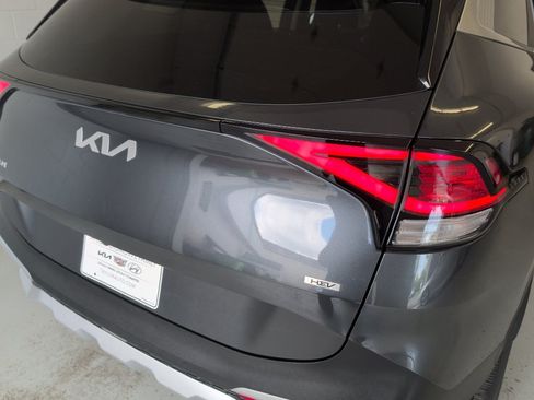 Certified 2023 Kia Sportage LX AWD/4WD image 11