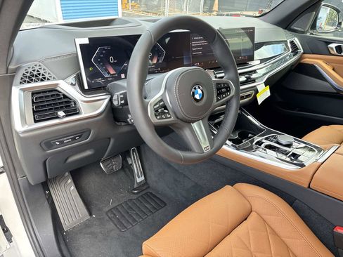 New 2026 BMW X5 sDrive40i image 23