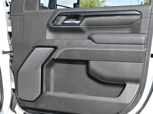 Used 2026 GMC Sierra 2500 AT4X w/ AT4X AEV Edition AWD/4WD image 26