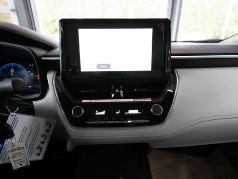 New 2026 Toyota Corolla Cross L AWD/4WD image 17