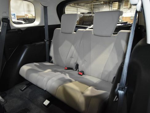 Used 2014 MAZDA MAZDA5 Touring image 37