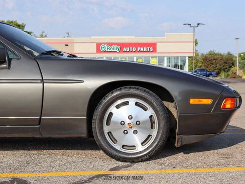 Used 1989 Porsche 928 S4 image 11