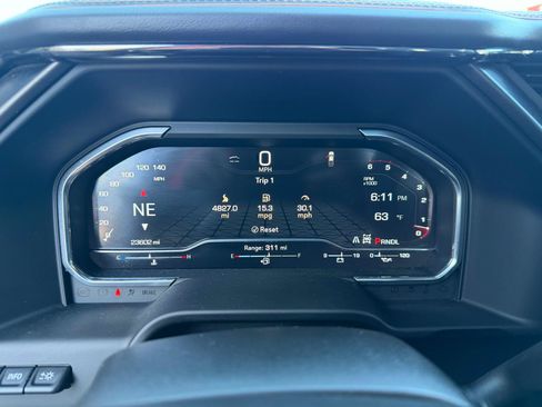 Used 2024 GMC Sierra 2500 AT4 w/ AT4 Premium Plus Package AWD/4WD image 33