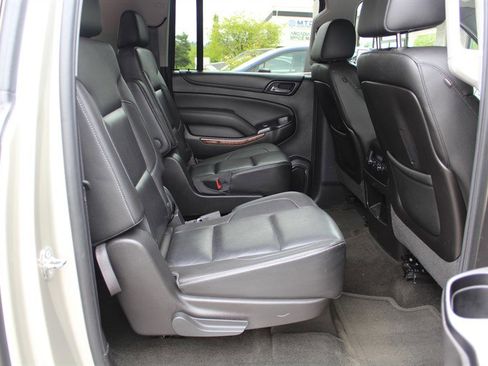 Used 2016 Chevrolet Suburban LTZ AWD/4WD image 32