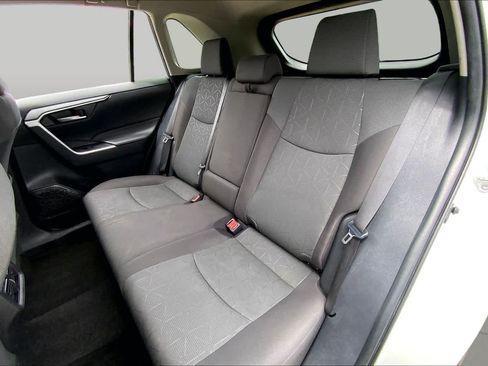 Used 2024 Toyota RAV4 XLE FWD image 20
