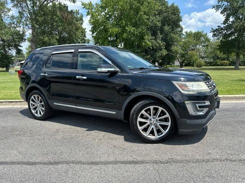 Used 2016 Ford Explorer Limited AWD/4WD image 2