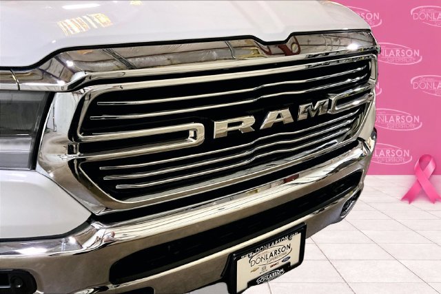 Used 2023 RAM 1500 Laramie AWD/4WD image 13