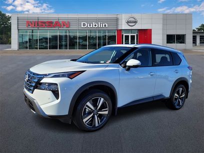 New 2025 Nissan Rogue SL w/ SL Premium Package