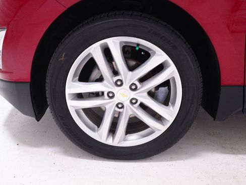 Used 2020 Chevrolet Equinox Premier FWD image 44