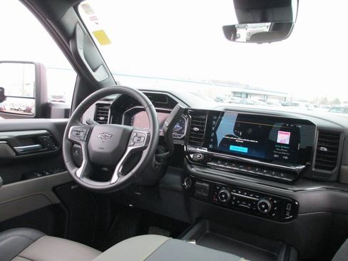 Used 2025 Chevrolet Silverado 2500 ZR2 w/ ZR2 Bison Edition image 27