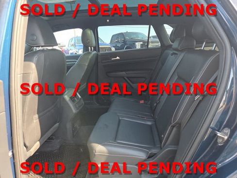 Used 2020 Volkswagen Atlas Cross Sport SE AWD/4WD image 12
