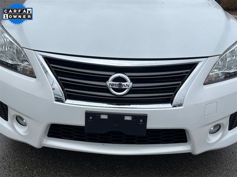 Used 2015 Nissan Sentra SR w/ Navigation Package image 11