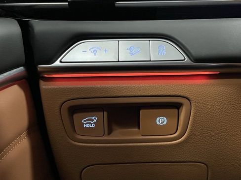 New 2025 Genesis GV80 3.5T Prestige image 13