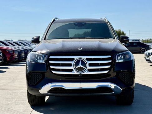 New 2025 Mercedes-Benz GLS 450 4MATIC image 5
