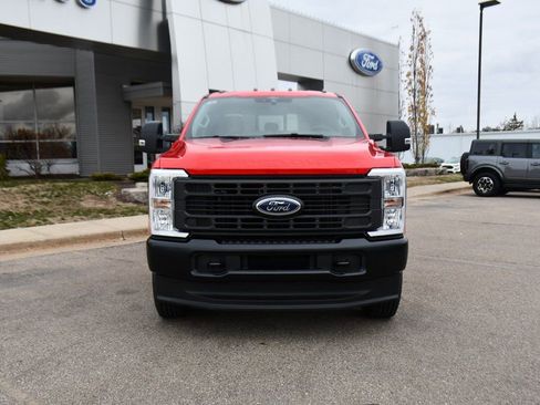 New 2026 Ford F250 XL w/ Snow Plow/Camper Package image 10