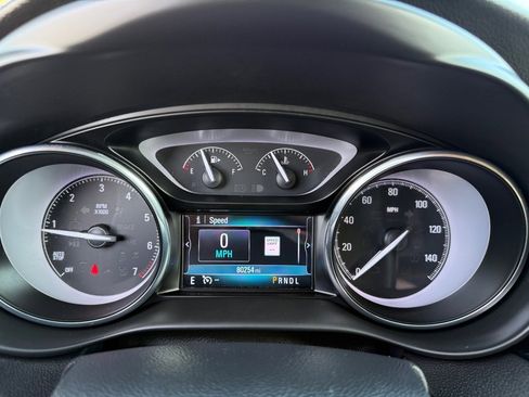 Used 2020 Buick Envision Essence FWD image 34
