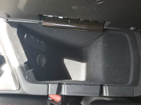 Used 2022 Dodge Challenger R/T Scat Pack w/ Shaker Package image 27