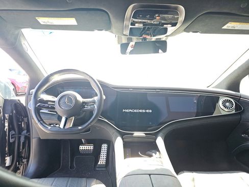Used 2023 Mercedes-Benz EQS 580 580 image 9