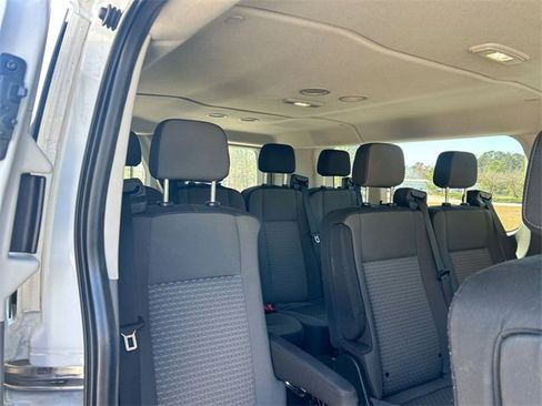 Used 2023 Ford Transit 350 XLT image 24