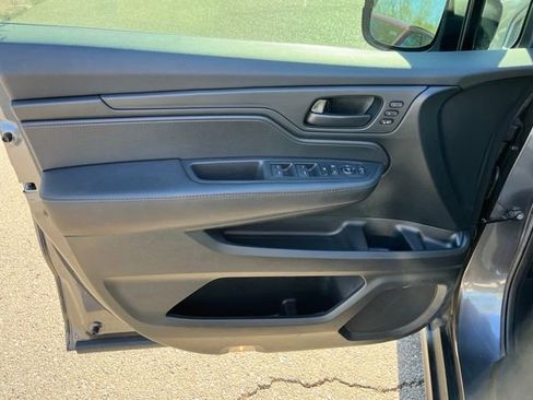 Certified 2024 Honda Odyssey EX-L image 6