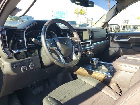 Used 2022 Chevrolet Silverado 1500 RST image 9