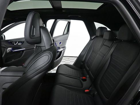 New 2026 Mercedes-Benz GLB 250 image 18