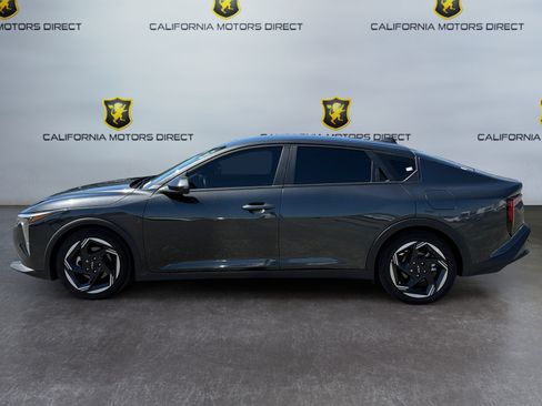 Used 2025 Kia K4 EX FWD image 2