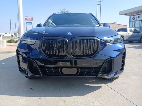 New 2026 BMW X5 xDrive50e w/ M Sport Package AWD/4WD image 2