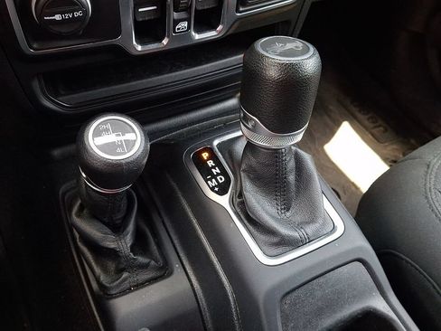 Used 2019 Jeep Wrangler Unlimited Sport S AWD/4WD image 15