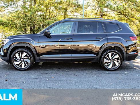 Used 2025 Volkswagen Atlas SE image 7