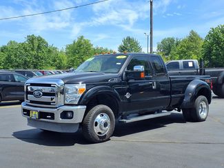 Used 2011 Ford F350 XLT w/ XLT Premium Pkg AWD/4WD video 1