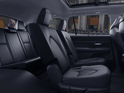 New 2026 Toyota Grand Highlander XLE image 2