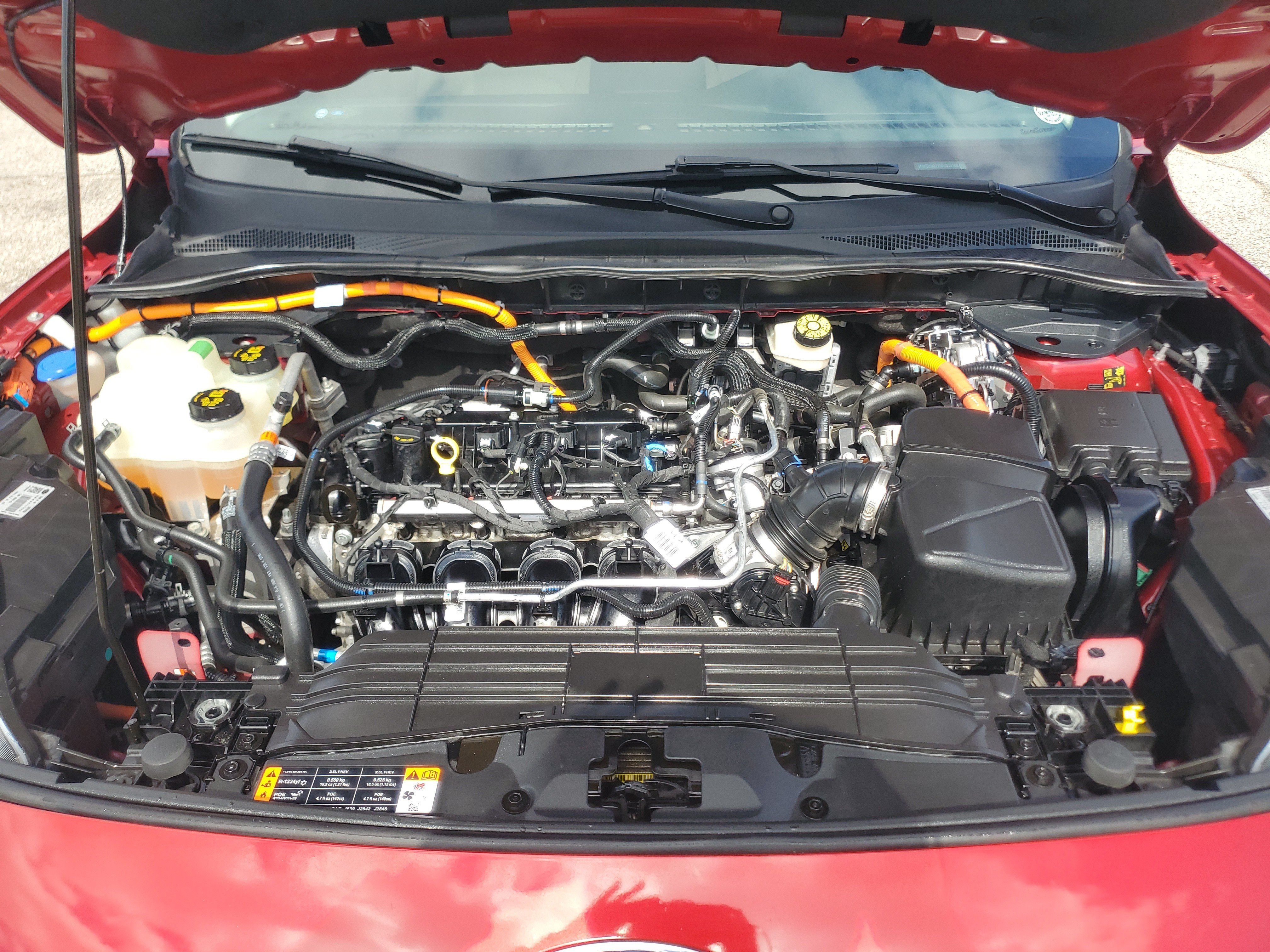 Used 2021 Ford Escape Titanium FWD image 8
