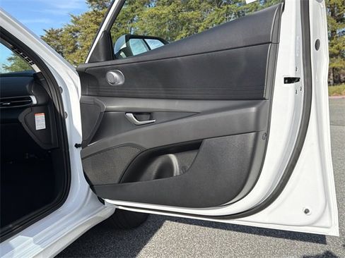 New 2026 Hyundai Elantra Blue image 14