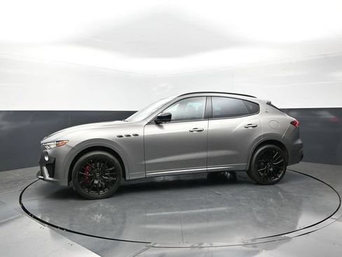 Used 2021 Maserati Levante S AWD/4WD image 3