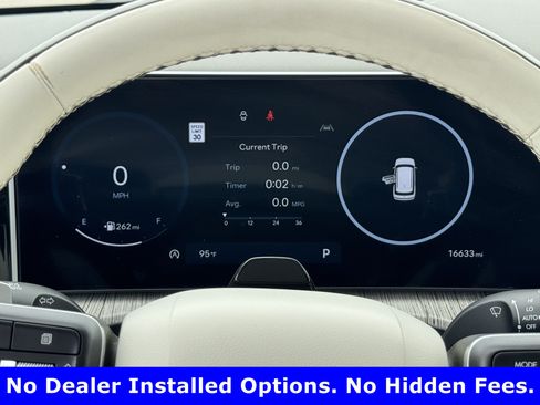 Used 2025 Hyundai Santa Fe Calligraphy FWD image 14