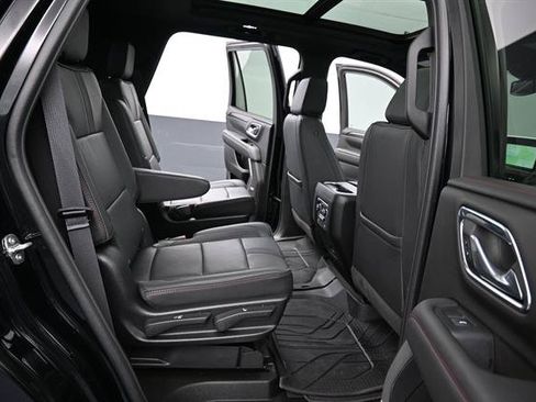 Used 2024 Chevrolet Tahoe RST w/ Luxury Package AWD/4WD image 19