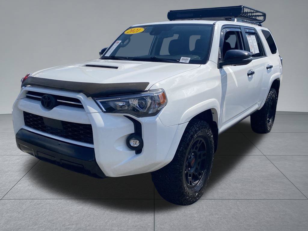Used 2021 Toyota 4Runner Venture w/ Moonroof Package AWD/4WD image 2