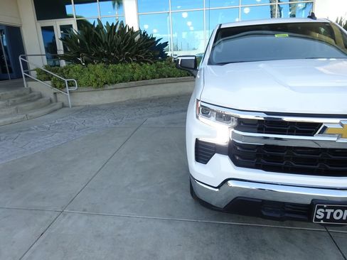 Certified 2023 Chevrolet Silverado 1500 LT RWD image 30