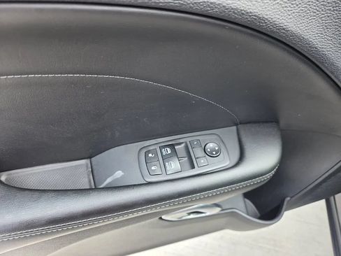 Used 2018 Dodge Challenger SXT Plus RWD image 12