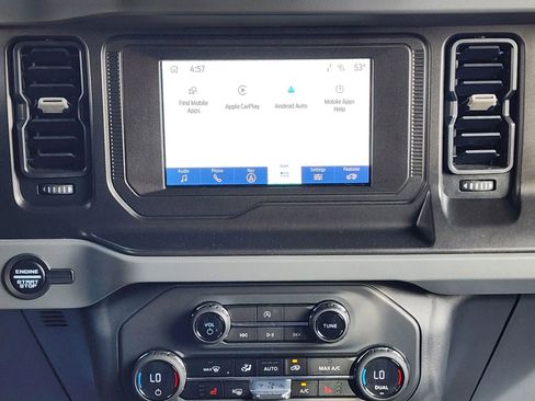 Used 2023 Ford Bronco Big Bend w/ Sasquatch Package image 19