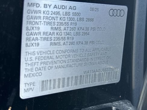 Used 2025 Audi Q5 Premium AWD/4WD image 30