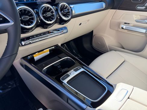 New 2026 Mercedes-Benz GLB 250 4MATIC image 15